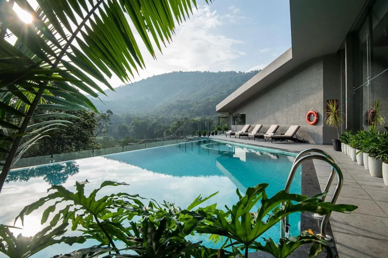 호텔 Niraamaya Retreats Samroha Athirappilly